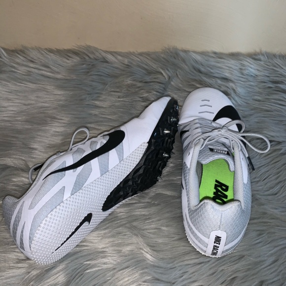 Nike track shoes - Picture 3 of 7